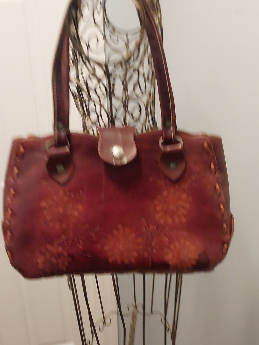 Women's Floral Embossed Shoulder Bag in Brown